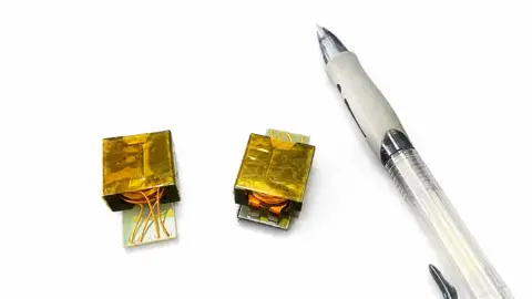 TR-ATQ1914-40W transformer evidence